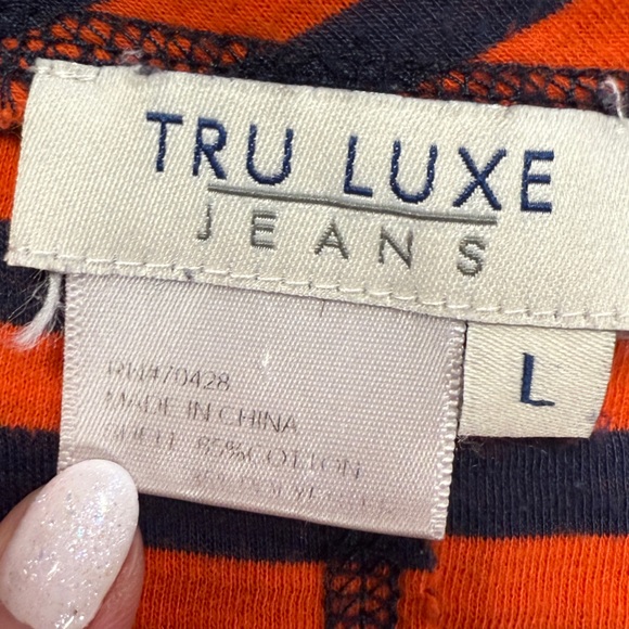 TRU LUXE JEANS RUST ORANGE AND NAVY STRIPED LONG SLEEVE TOP - Picture 4 of 4